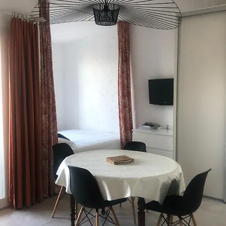 Maxime Vue Feerique Piscine Chauffee Daire