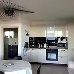 Maxime Vue Féerique Piscine Chauffée Appartement *